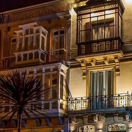 Hotell Boutique Loriente 4*