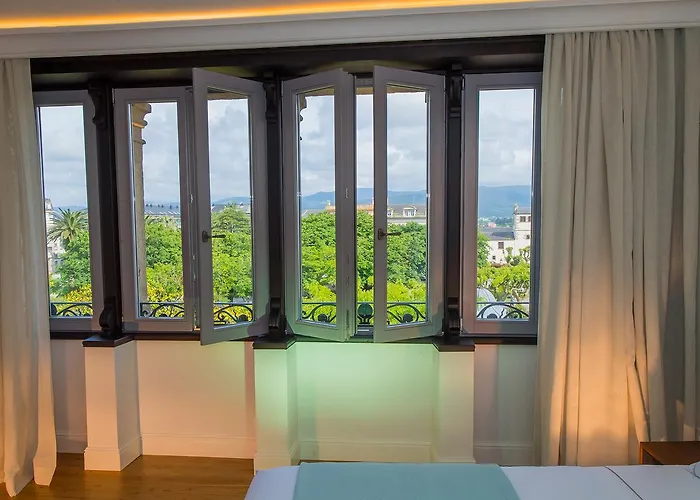 Boutique Loriente Hotel 4*